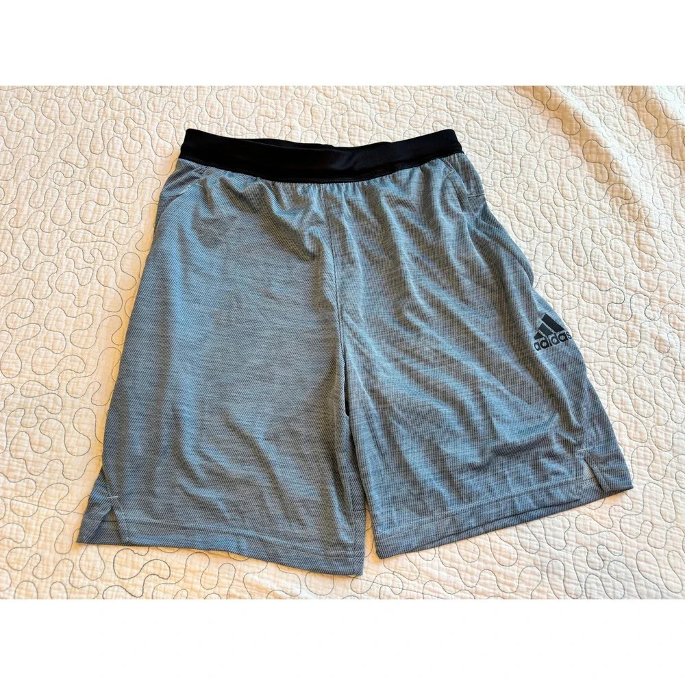 Adidas Mens‎ Blue Heathered Shorts Size Small Zipper Pocket NWOT